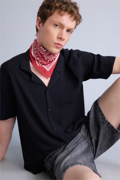 Regular Fit Short Sleeve Shirt