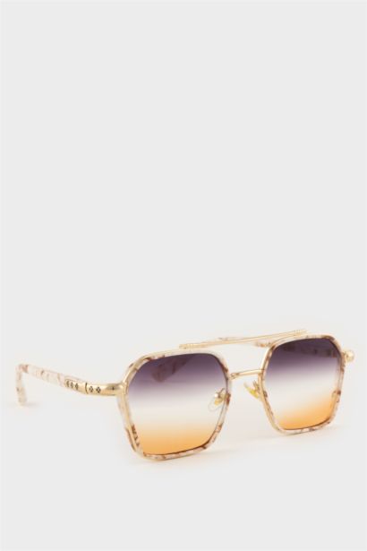 Kadın Altıgen Metal Güneş Gözlüğü