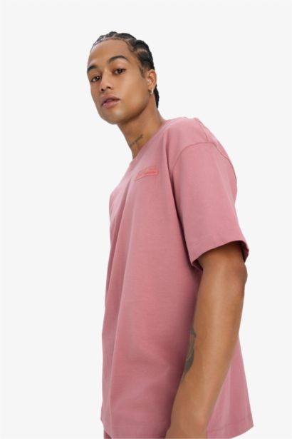 Oversıze Bisiklet Yaka Baskılı Sporcu Kısa Kollu Tişört