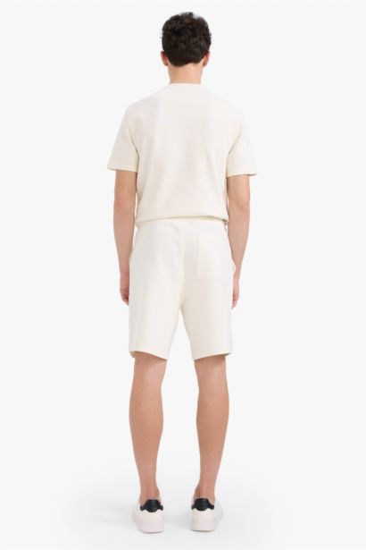 Regular Fit Textured Tie Waist Shorts