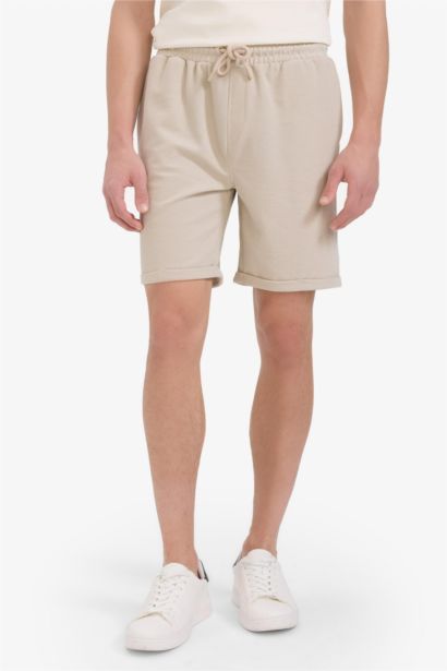 شورت كابري قصة عادية