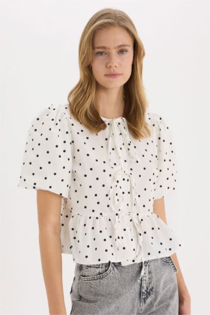 Regular Fit Crew Neck Printed Short Sleeve Blouse