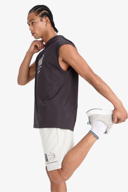 NBA Wordmark Oversize Geniş Kalıp Bisiklet Yaka Atlet