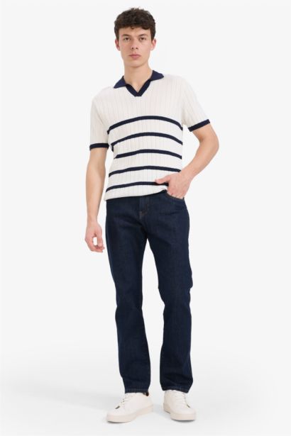 Standard Fit Polo Collar Knitwear Polo T-Shirt