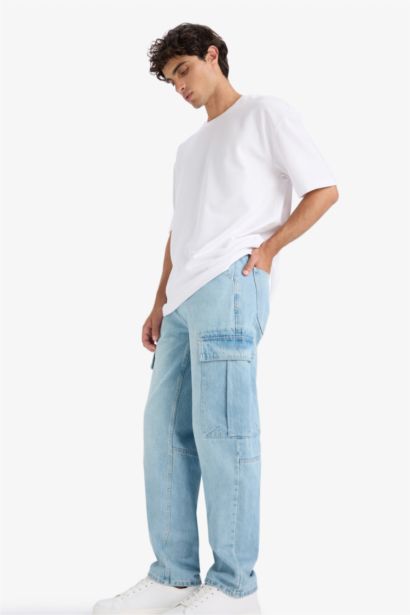 Relax Fit Regular Hem Jeans