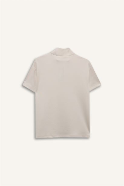 Standart Fıt Dik Yaka Sporcu Modal Kısa Kollu Tişört