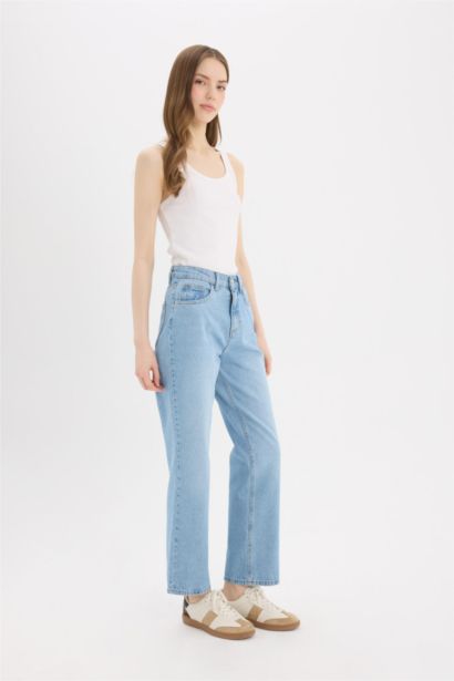 Straight Fit Yüksek Bel Bilek Boy Jean Yıkamalı Pantolon