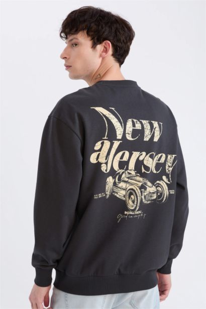 Boxy Fit Bisiklet Yaka Sırt Baskılı Sweatshirt