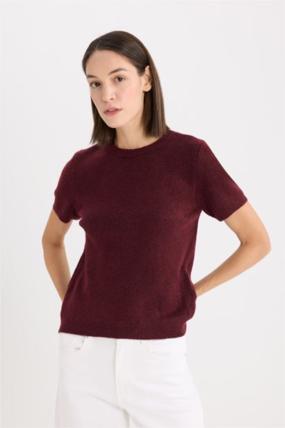 T-shirt en tricot basique à manches courtes et col rond Coupe régulière