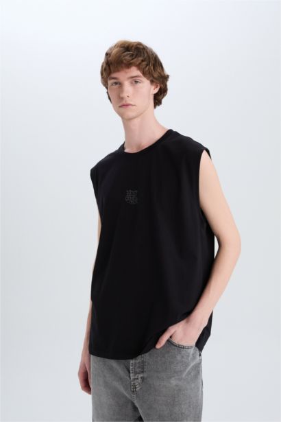 %100 Pamuk Boxy Fit Bisiklet Yaka Sırt Baskılı Atlet