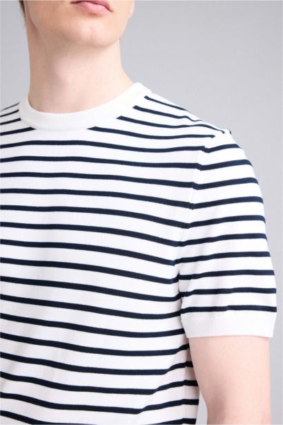 Man Short Sleeve T-Shirt