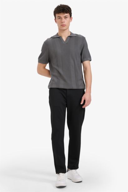 Coupe standard Tricot Polo à manches courtes