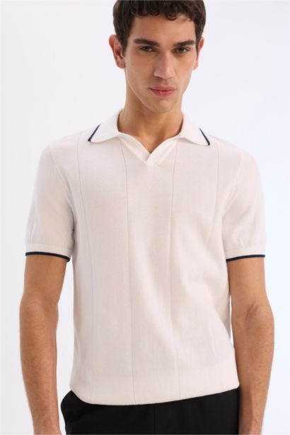 Standard Fit Short Sleeve Knitwear Polo T-Shirt