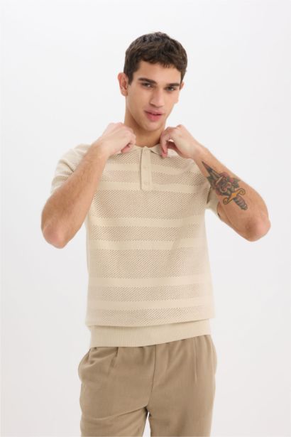 Standard Fit Short Sleeve Knitted Polo T-Shirt