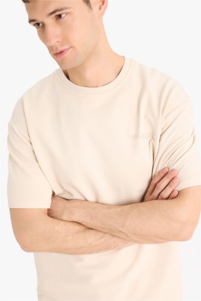 Boxy Fit Crew Neck Printed Thin Sweatshirt Fabric Short Sleeve T-Shirt