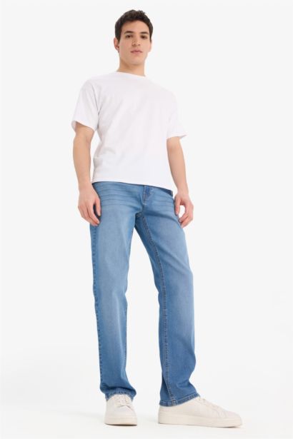 Sergio Regular Fit Normal Waist Straight Jeans