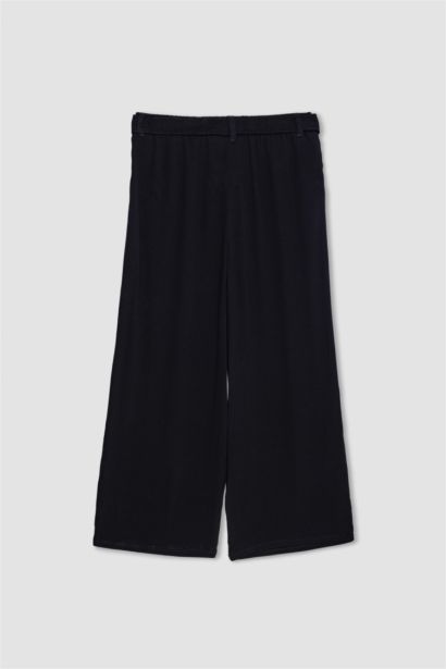 Culotte Fit Elastic Waist Straight Leg Crinkle Capri Pants