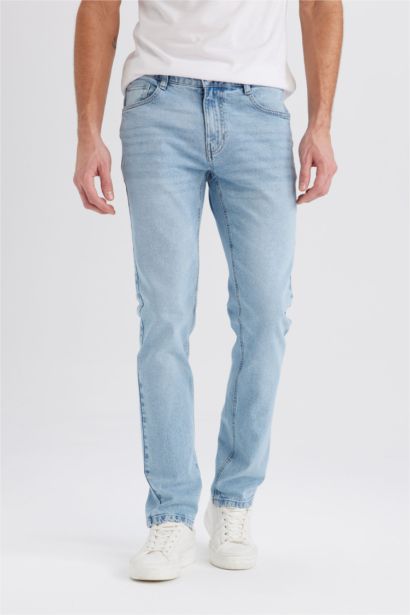 Pedro Slim Fit Normal Waist Jeans