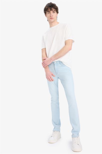 بنطرون جينز بيدرو سليم فيت برجل ضيق وخصر عادي