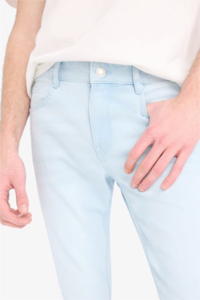 بنطرون جينز بيدرو سليم فيت برجل ضيق وخصر عادي