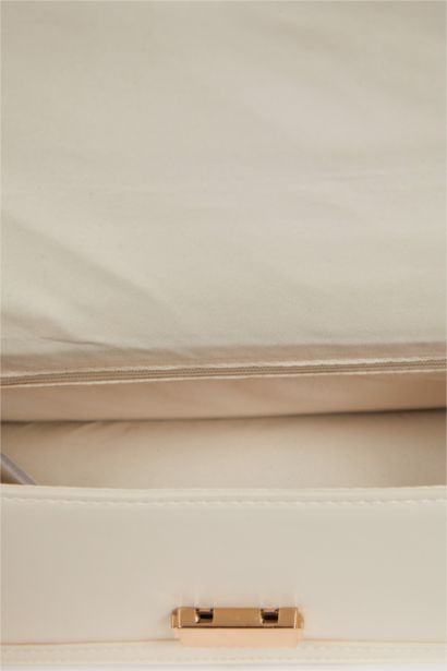 Woman Faux Leather Shoulder Bag