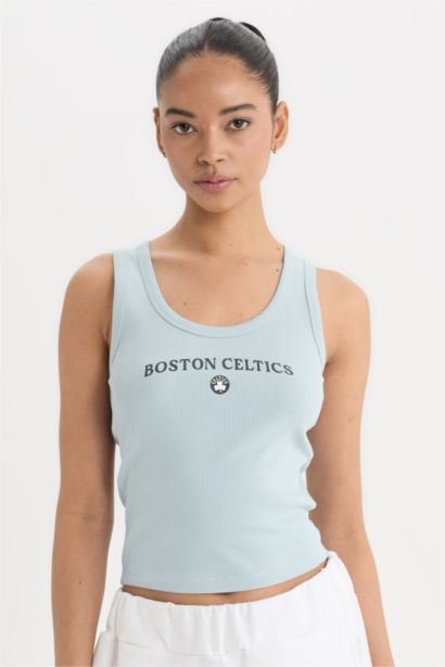 تيشيرت كروب رياضي مضلع سليم فيت برقبة مستديرة من بوسطن سيلتكس