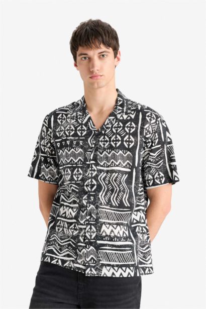 قميص نص كم قصة عادية بياقة عالية