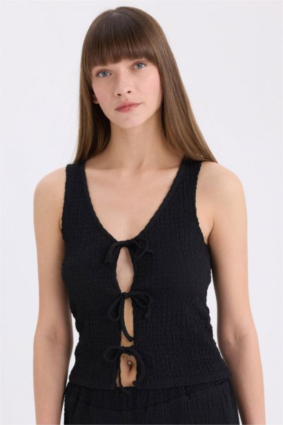 ديباردور من قماش من قصة عادية برقبة V