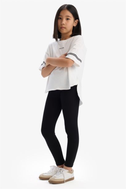 Ensemble de t-shirt imprimé à manches courtes et legging pour fille