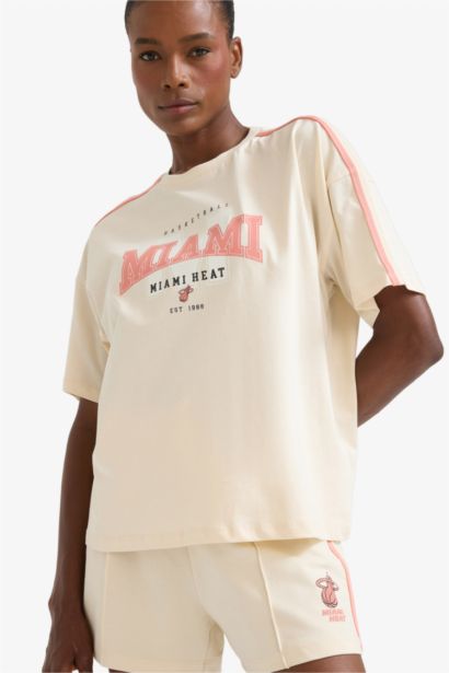 DeFactoFit NBA Miami Heat Oversize футболка с круглым вырезом и коротким рукавом