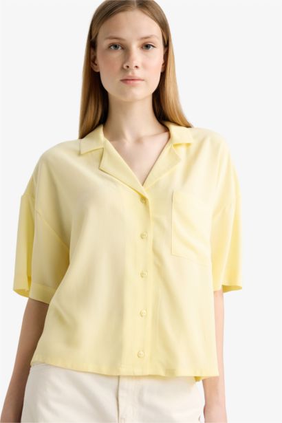 Crop Short Sleeve Shirt