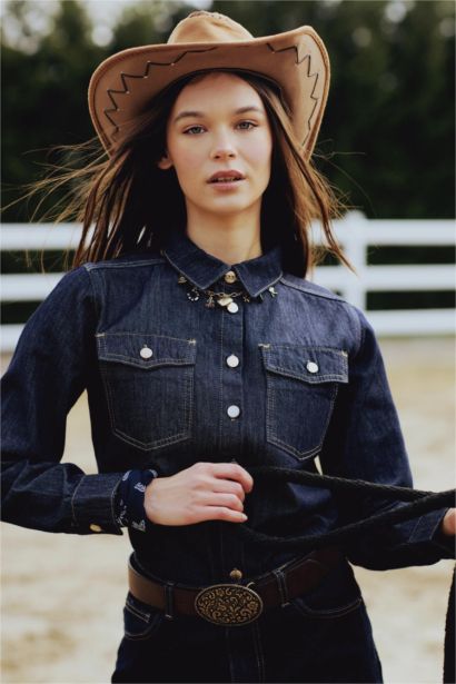 Chemise en jean à boutons avec poches Coupe régulière