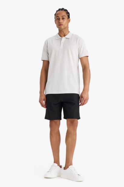 Standard Fit Woven Short Leg Shorts