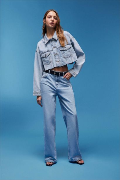 بنطلون جينز وايد ليج برجل واسع بخصر عالي وتأثير باهت