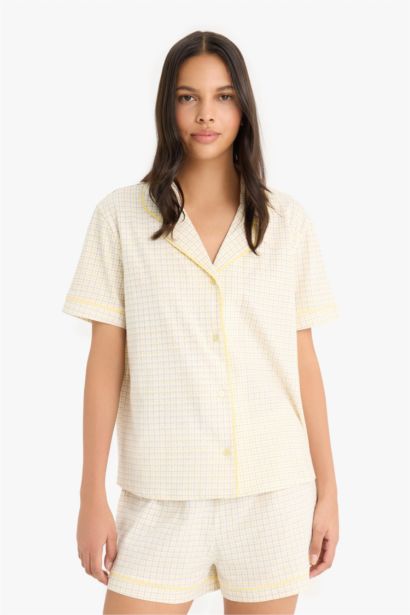 Fall in Love Short Sleeve Top Shorts 2 Piece Pajama Set