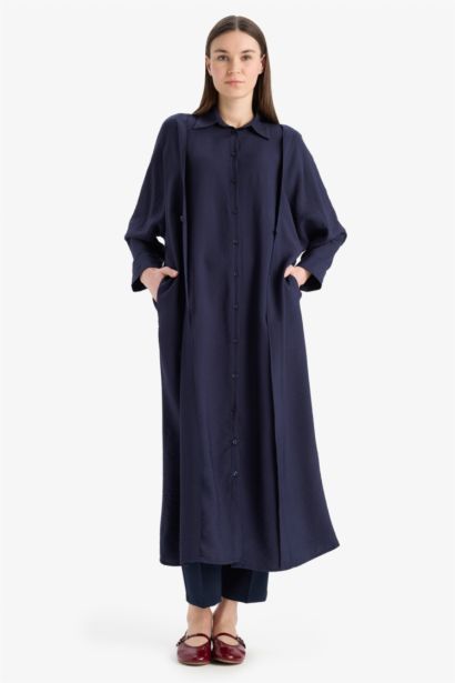 Robe Tissée À Manches Longues Col De Chemise