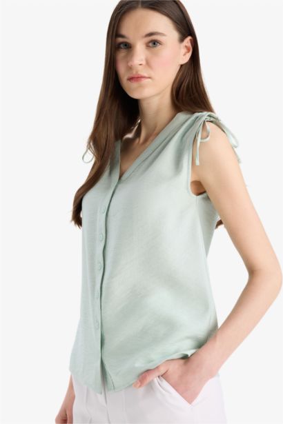 Regular Fit V-Neck Sleeveless Blouse
