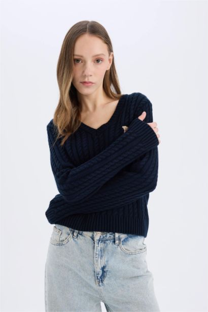 بلوز صوف سليم فيت بياخة مستديرة