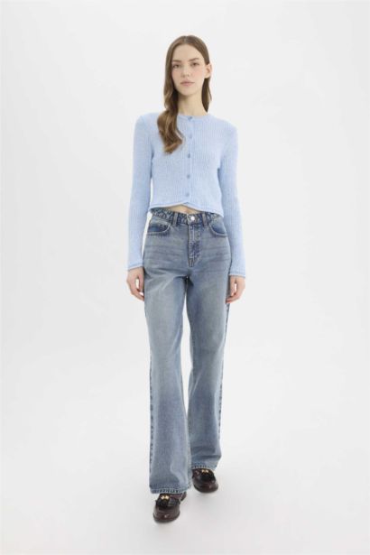 Cardigan en tricot slim à col rond avec boutons