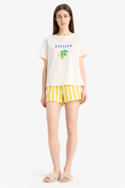 Ensemble Pyjama T-shirt et Short Coupe régulière - Fall in Love