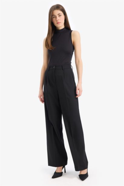 بلوزة كت هاي كول سليم فيت