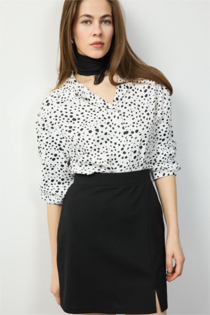 قميص ستان منقوش كم طويل قصة عادية