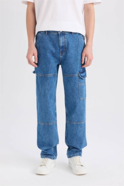 Relax Fit Wide Leg Washed Jeans