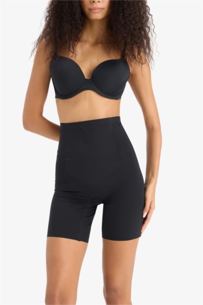 Fall in Love Black Color Short Corset