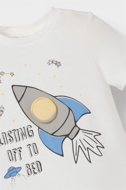 طقم بيجاما بيبي اولادي شورت وتيشيرت قصة عادية - قطعتين