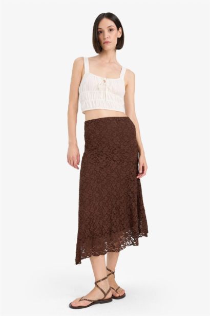 A Cut Lace Normal Waist Midi Knitted Skirt