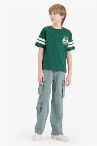 New Regular Fit NBA Milwaukee Bucks Licensed Short Sleeve T-Shirt