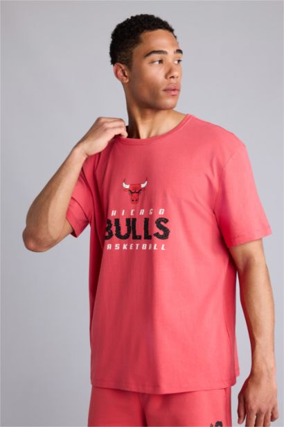 Standard Fit Short Sleeve T-Shirt