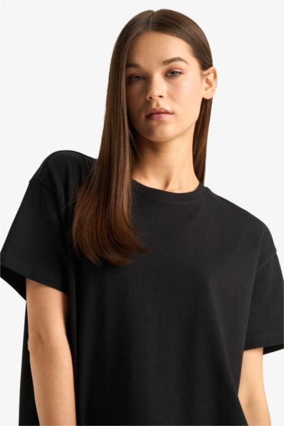Oversize Fit Basic Black T-Shirt