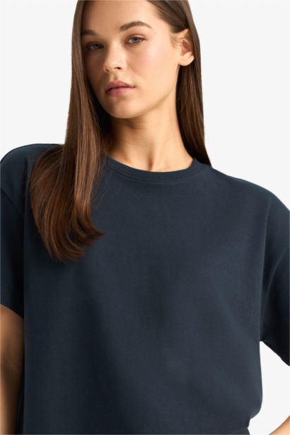 Oversize Loose Fit Crew Neck Basic T-Shirt